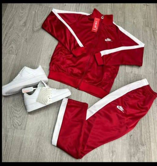 Conjunto de sudadera Nike T9B